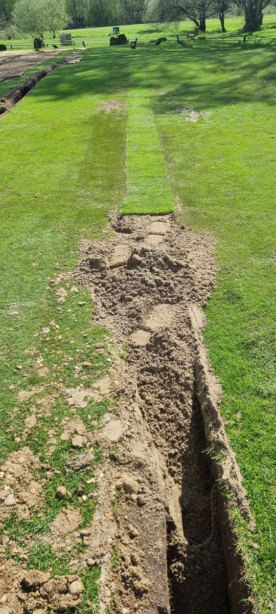 Great couple of weeks installing greens drainage at Ferndown Forest GC. Thanks to John and the team for all the hard work and big thanks to the brains and the brawn of our operation...Joe B.
