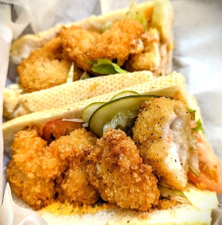 The secret to our #Shrimp #Poboy?
Wait until you get a taste of Beck's Booyah Mayo!
#phillyeatsgood @rdgterminalmkt #cajun #yum #phillylunch #philly #phillyfoods #phillyfoodies #goodeats #mainlinefoodie #centercityphilly #nomnom #seafood #phillydinner #foodlover #phillydelivery⚜️