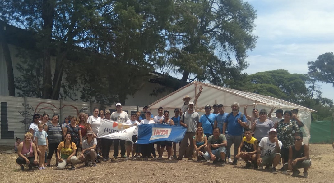AgenciaTSS's tweet photo. El @prohuerta , un programa modelo de @intaargentina que asiste a 600 mil huertas familiares, escolares y comunitarias de todo el país, ha dejado de funcionar https://t.co/9ZEoNjCOC0 https://t.co/bRFJEBsNWx