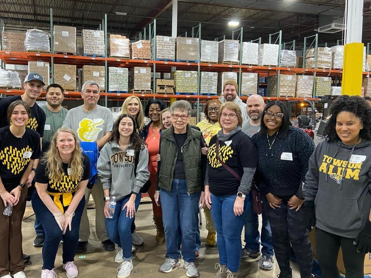 📣A #VolunteerAppreciationWeek shoutout to all of our group volunteers! We're so grateful to have the support of so many companies, organizations, faith-based communities, & other groups who take the time to #volunteer. They show us that teamwork truly can accomplish anything.