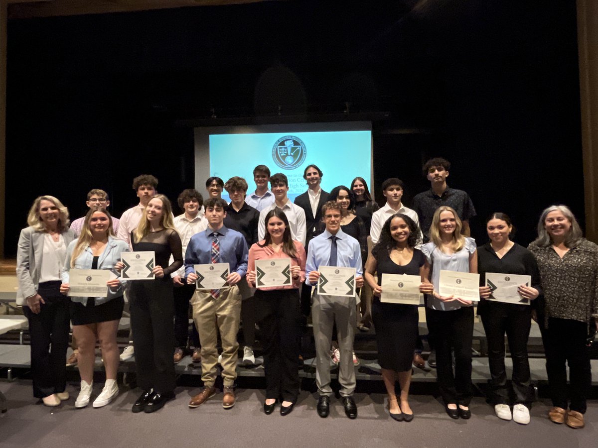Congratulations to our newest group of honor society students - members of the Computer Science Honor Society and the brand new Business Honor Society! These are national honor societies and we are proud to welcome their inductees! #ThisIsOSD⚓️ @Taramauer @MitchBickman