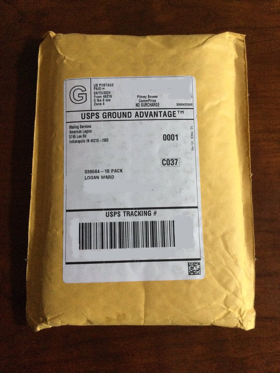 Hmmmm…this just arrived in my mailbox 📫 
Wonder what it could be?🤔🏎
What do you think @beansbcardblog @Thomsen419 @NascardRadio ?
#ganassiracing @CGRTeams @IndyCar @scottdixon9 @AlexPalou #racingcards @AmericanLegion