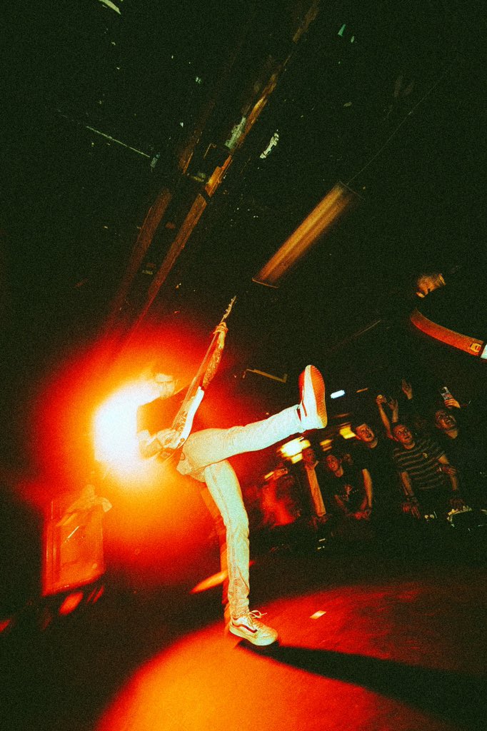 Dead Poet Society tweet media