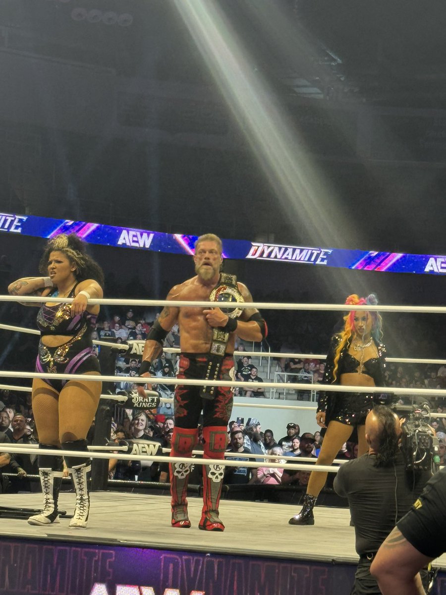 Now this is a trio! #AEWDynamite