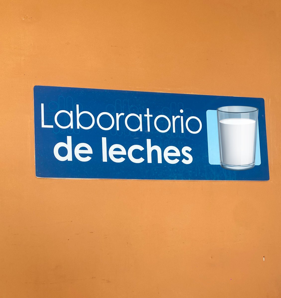 iJaunito's tweet photo. Voy a pedir que me hagan una que sepa a la tuya para no extrañarte bb https://t.co/waA0vEydHl