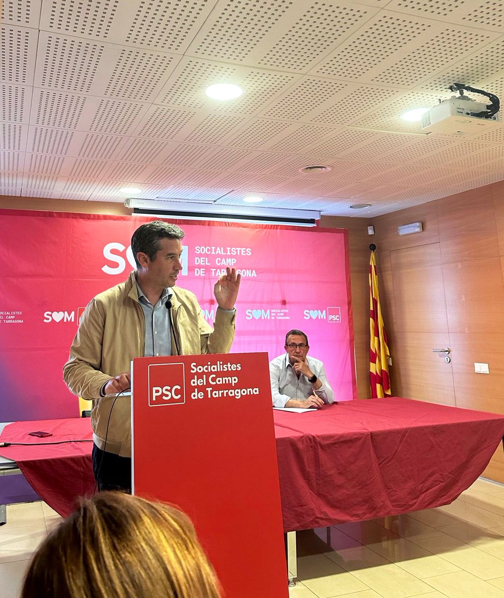 👉Consell de Federació del @PSCTarragona, preparant les eleccions catalanes del 12 de maig.

👍 “Unir i servir” amb @salvadorilla pel progrés i cohesió de Catalunya. #PSC #elvendrell #BaixPenedès