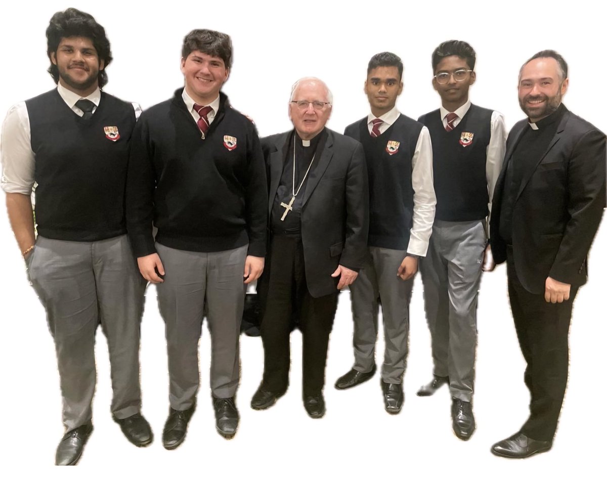 Students with @archterentius Archbishop T. Prendergast, S.J. at the Jesuit Provincial's Dinner last night. The Archbishop will celebrate our 60th anniversary Mass on May 5. #AMDG #Faith #Excellence #Tradition #Fellowship ##MenForOthers @JesuitsofCanada @jesuitschools @archtoronto