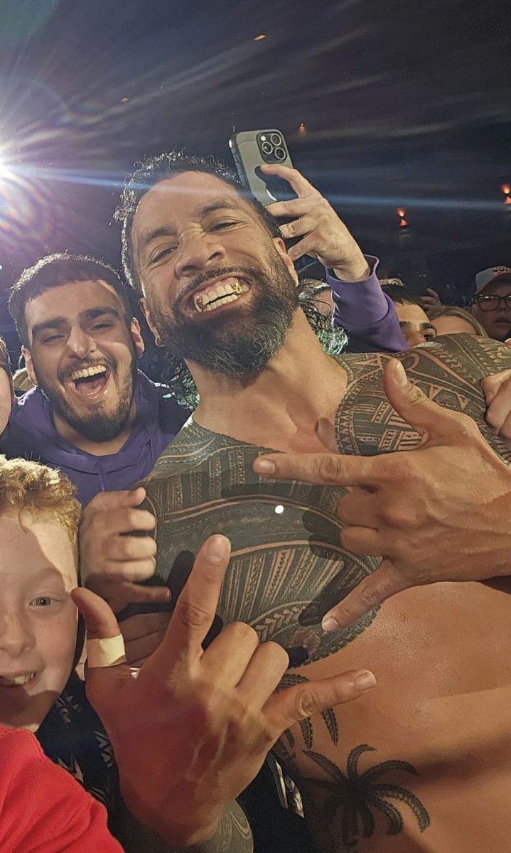 Kamran_178's tweet photo. #WWECardiff https://t.co/gdkyuaTy8Q