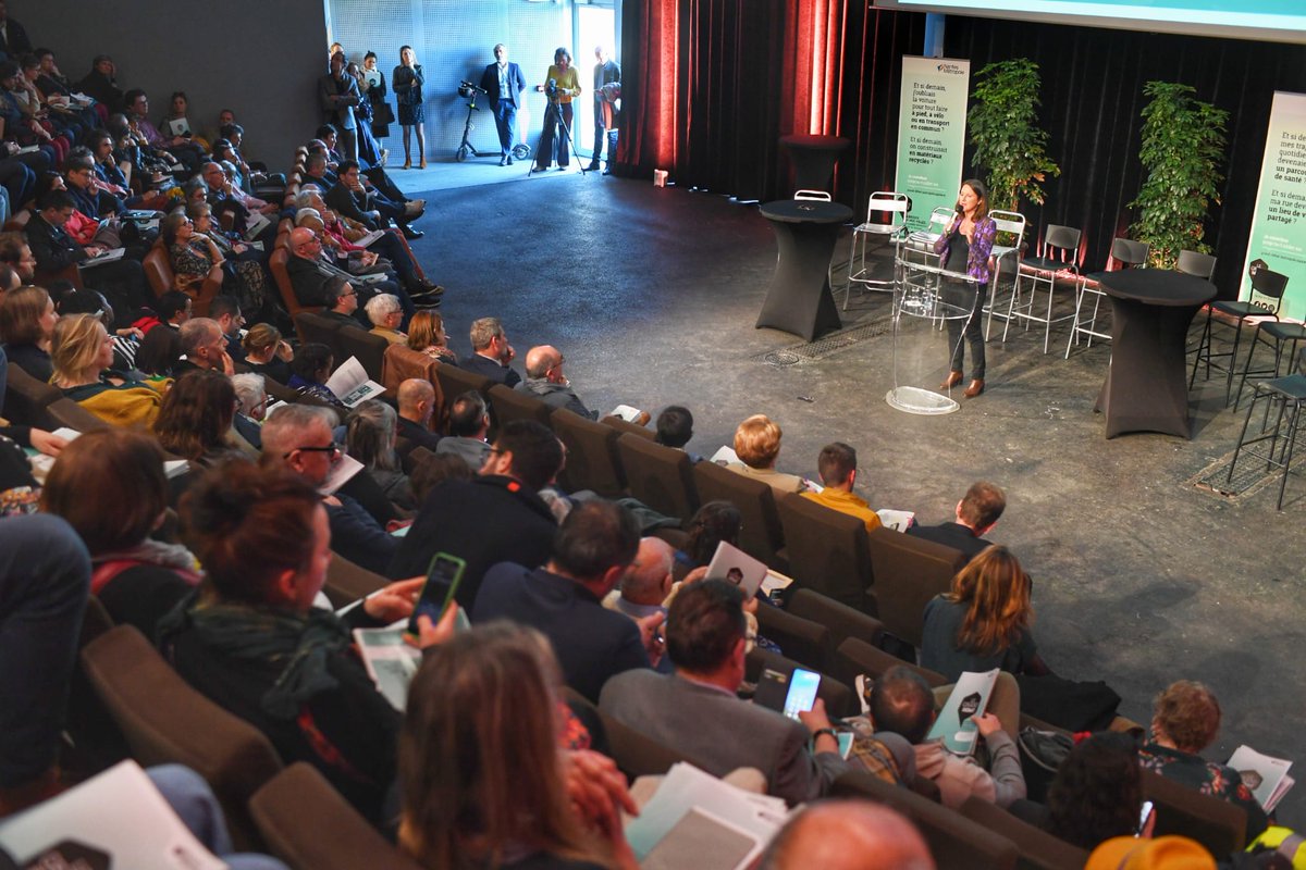 Johanna Rolland tweet media