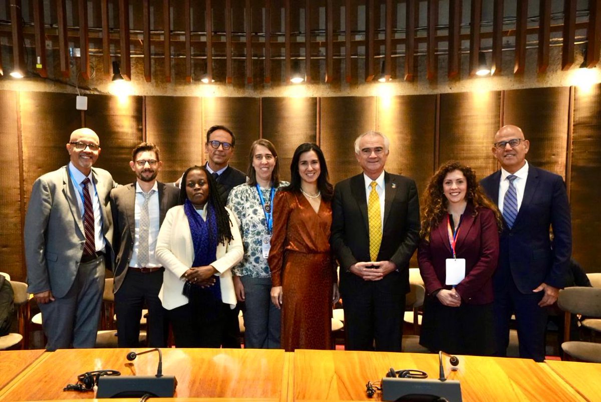 Big appreciation and gratitude to the colleagues of @eclac_un, @pnudlac, and @UN_SDG integrating the Joint Secretariat of the @UN Regional Collaboration Platform for their impeccable work preparing this week meetings in #Chile as part of #LACForum2030. #RCPLAC