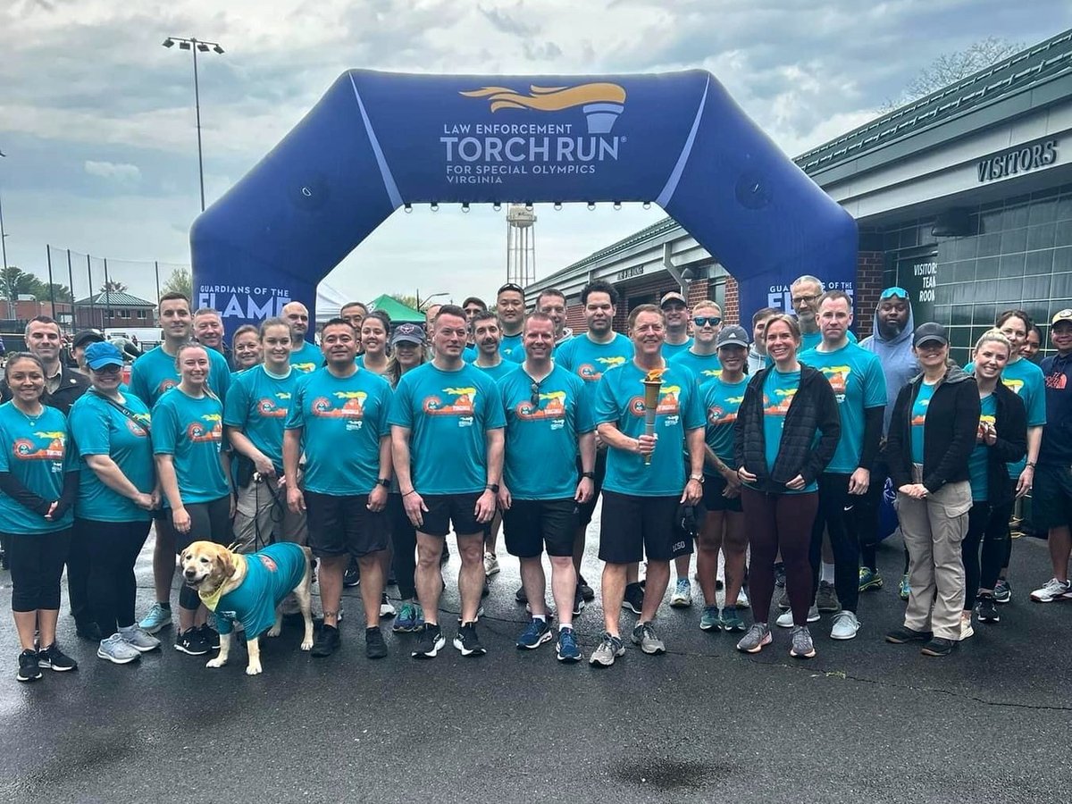 Yesterday, #NOVA Police participated in the @LoudounSheriff's third annual Law Enforcement 5K Torch Run to raise money for @SOlympicsVA. Over 40 NOVA officers and Loudoun deputies participated in the run to support this great cause.