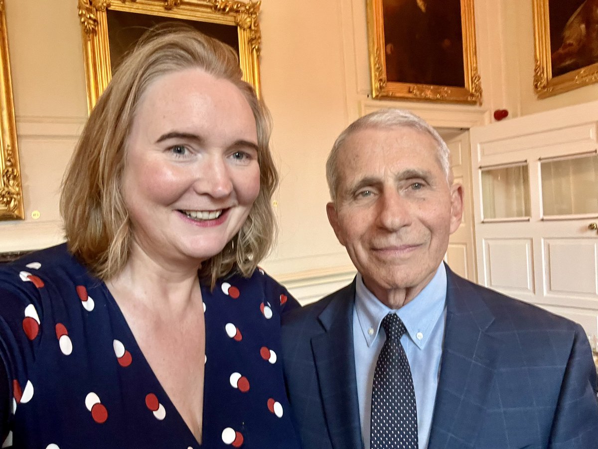 This evening’s interview in Dublin with Dr Fauci by @muirtheimhne was moving and profound. An exemplar of research excellence, public service and humility. So deserving of all awards and especially one from @Fulbright_Eire An evening to remember.