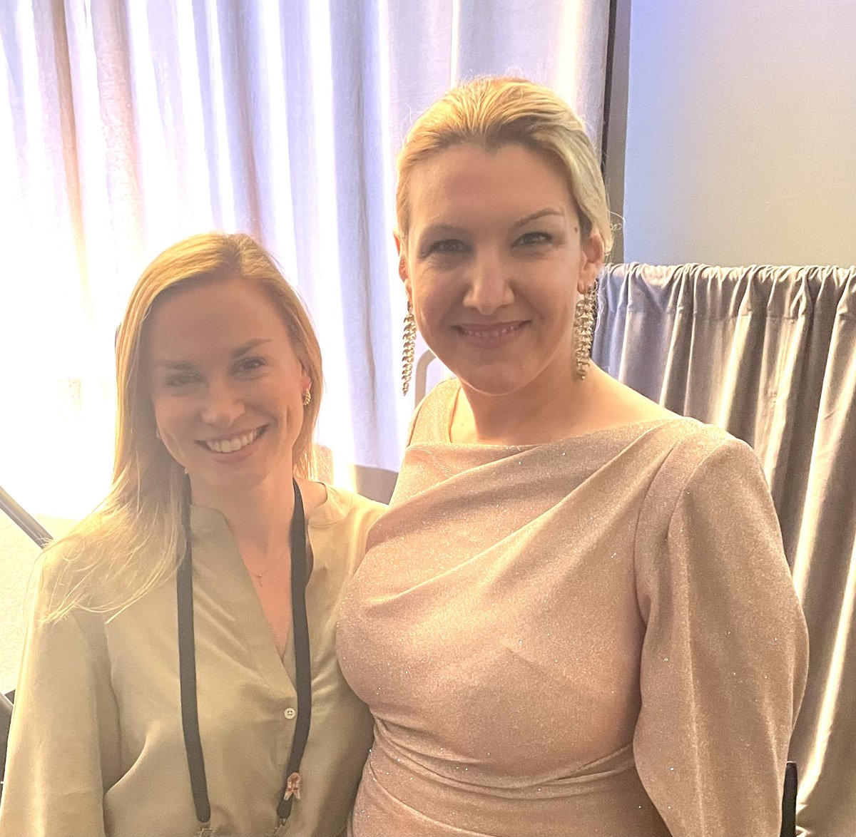 Show me a sparklier mentor, I dare you ✨🔪

<a href="/altierim1/">Maria Altieri</a> <a href="/pennsurgery/">PennSurgery</a>
