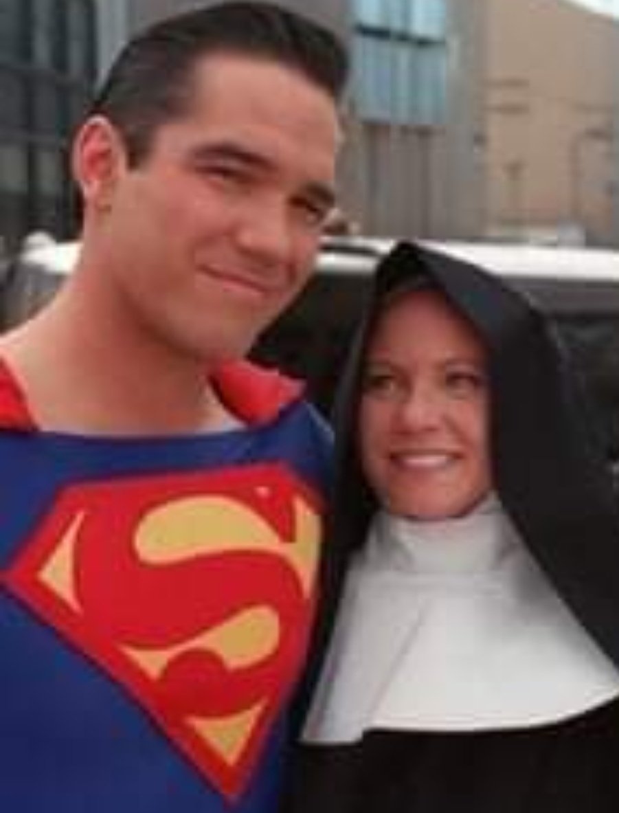 @RealDeanCain Super mom and son ❤️
#WonderfulMemories #Superman #DeanCain #LoisAndClark