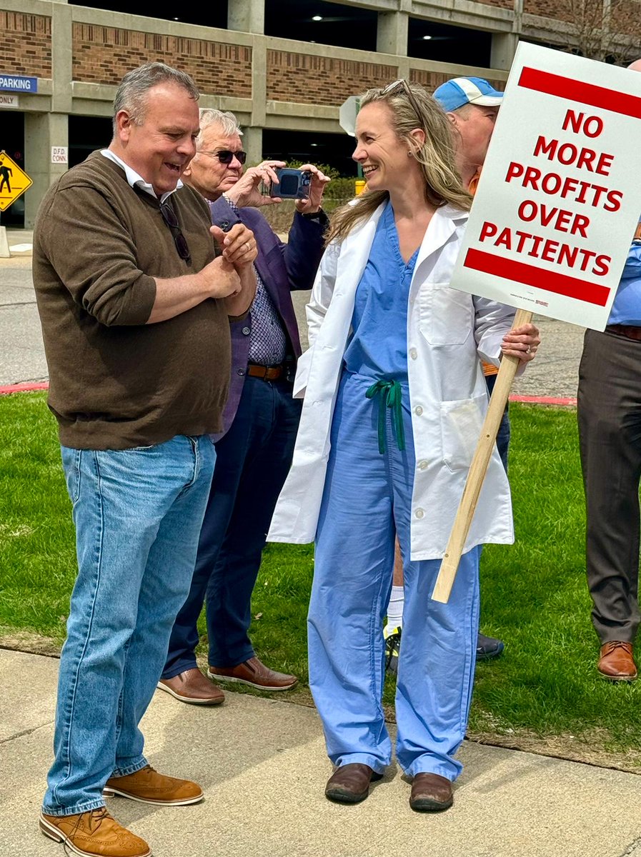 When #WallStreet takes over emergency care, patients and physicians, PA/NPs all lose out.  Detroit-based doctors are on ULP strike against #PirateEquity owned TeamHealth. #Blackstone @SaveOurER @TakeMedBack