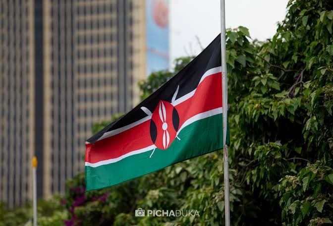 What a sad day for Kenya! We’ve lost General Ogolla, Kenya’s Chief of Defence Forces and his 9 colleagues in that helicopter crash. May the Lord comfort their families, & may they rest in God’s eternal peace.