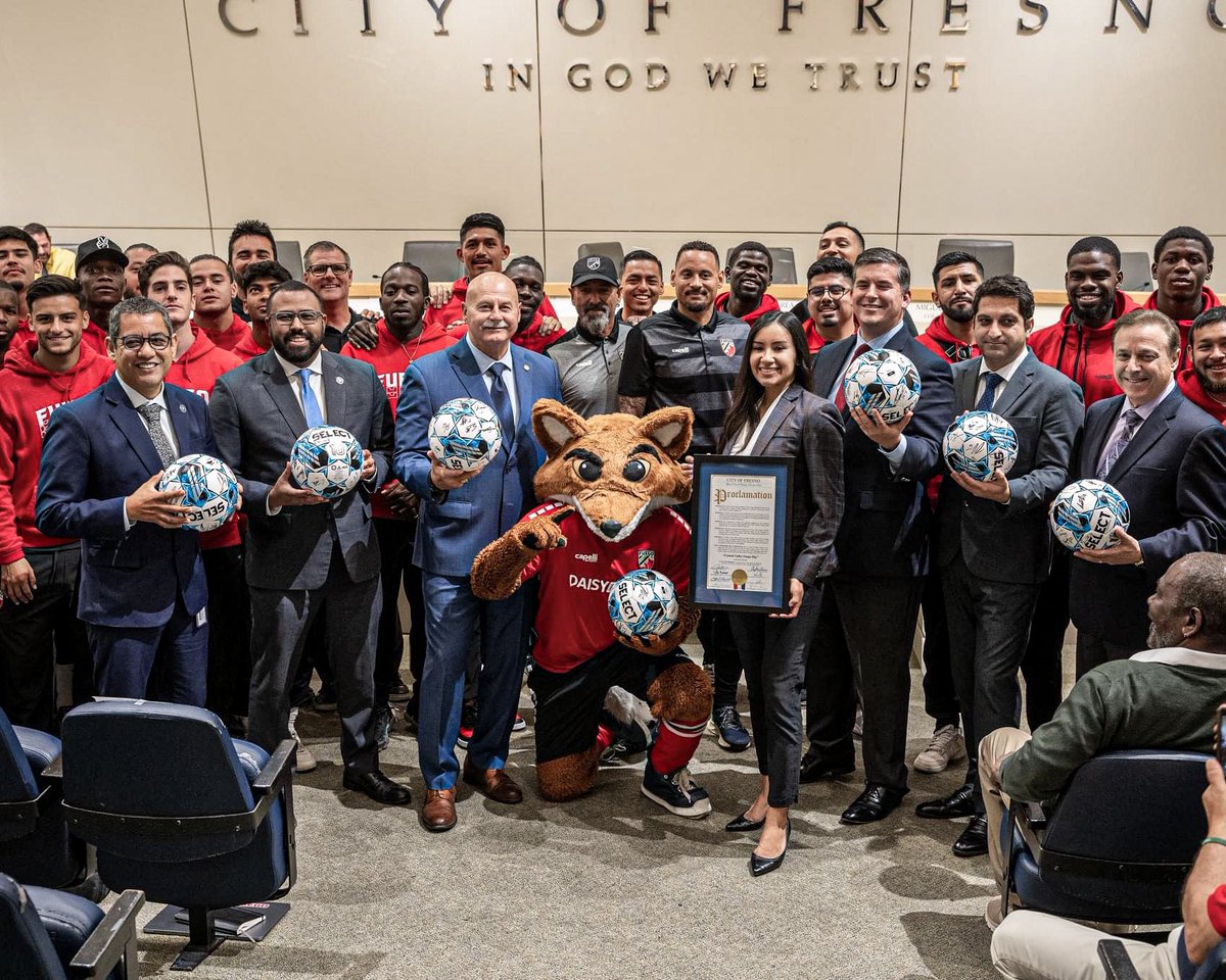 “Central Valley Fuego FC Day” 🤩⚽️ Today, Central Valley Fuego FC proudly received a proclamation from the City of Fresno! Thank you, Fresno, for the recognition and your support! 👏🏼 #SomosFuego