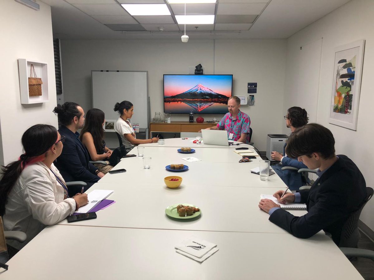 ¡Muchas gracias a Makaira Waugh, profesor de Nueva Zelanda especialista en artes y educación maorí, por impartir un taller con el equipo y amistades de la Embajada! La sesión marcó el final de su estancia en México apoyada por las Prime Minister’s Scholarships 🇳🇿🇲🇽 (1/2)