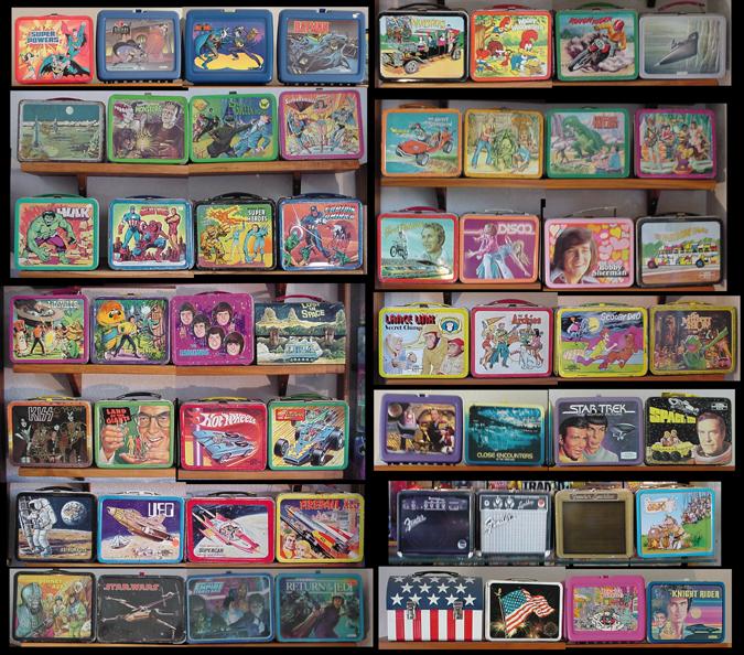 GBsArchives's tweet photo. Throwback Thursday to Robin's lunchbox collection approx. mid 2000s (source: his old 1up page "theoutsider").
#TBT #ThrowbackThursday #GinBlossoms #GasGiants #RobinWilson #lunchboxes #lunchboxcollection https://t.co/1gNBXJupYh