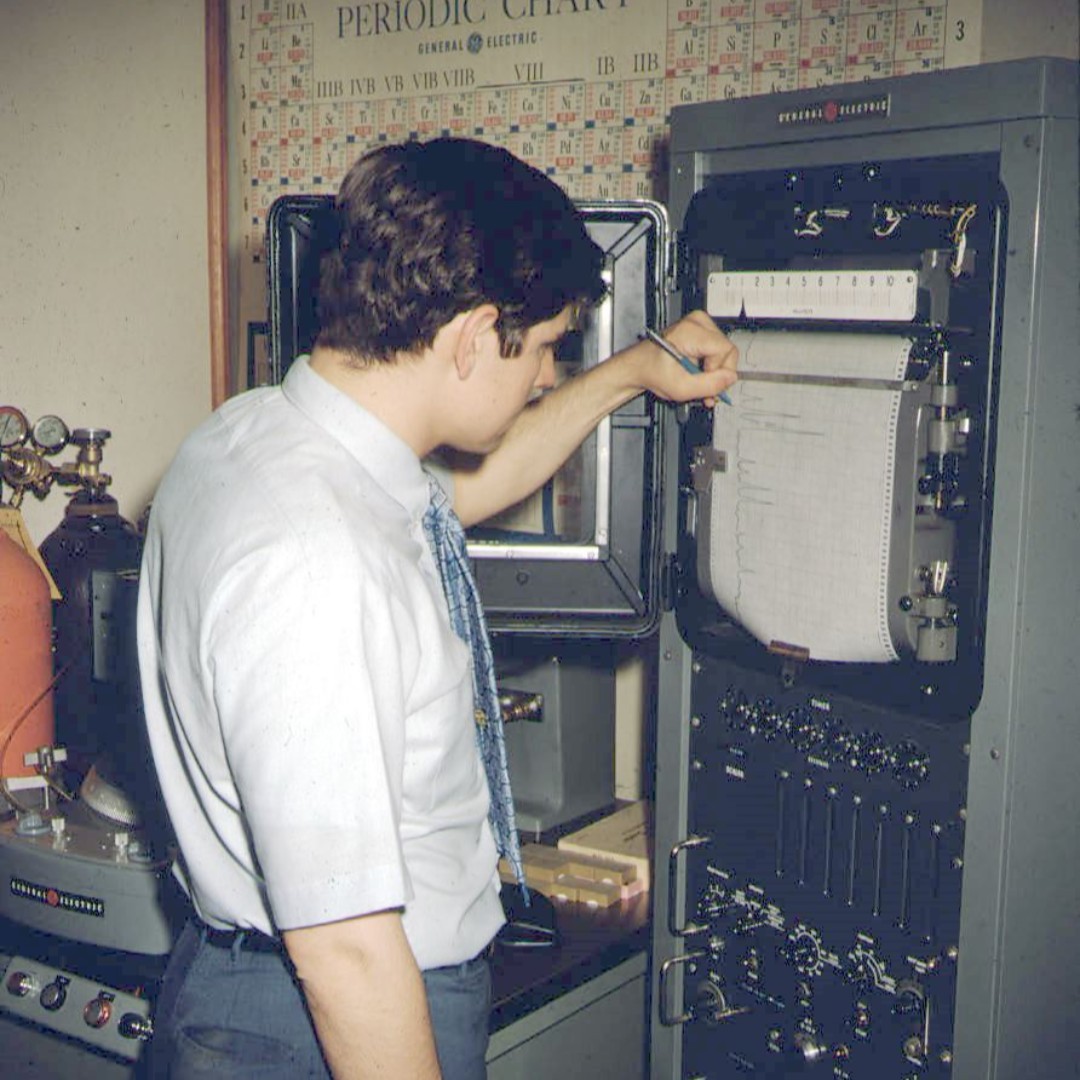 In the 1960s, #VirginiaEnergy geologists had access to a GE X-ray spectrometer when the main office was on the campus of @UVA. The X-ray spectrometer was used to analyze samples gathered in the field. Since this was before computers, the results were printed on paper.