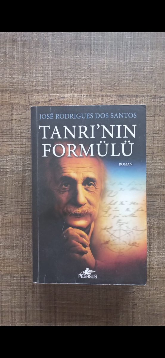 Bize okutulan tarih, kısmi olarak doğrudur. Daha önce Tanrı ‘ların bilim adamı, hatta Fizikçi olduklarını söylemiştik. Bu doğrultuda; Albert Einstein ve Marie Curie evlidir. Başlangıç noktası Tanrı ve Tanrıça kendileridir. Tabii ki TÜRKtürler ve bu isimler medya isimleridir.