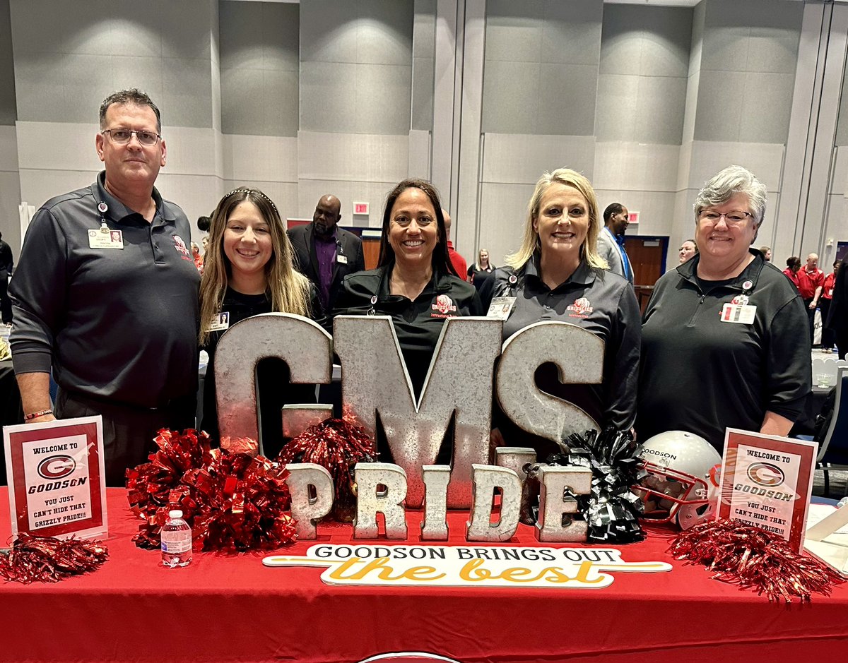 Our @goodsongms team had a great time recruiting future Grizzlies at the @CyFairISD @CFISD_HR Job Fair! ♥️ #WhatsGoodAtGoodson #BringingOutTheBest