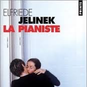 GillesPecout's tweet photo. L'écrivaine et prix Nobel, Elfriede Jelinek, accepte l'hommage de la France en cercle restreint à l'ambassade. J'ai le grand honneur de lui remettre avant mon départ les insignes de commandeur des Arts et Lettres. Sa littérature crie violemment la libération des plus faibles. https://t.co/Ihi8010GpI