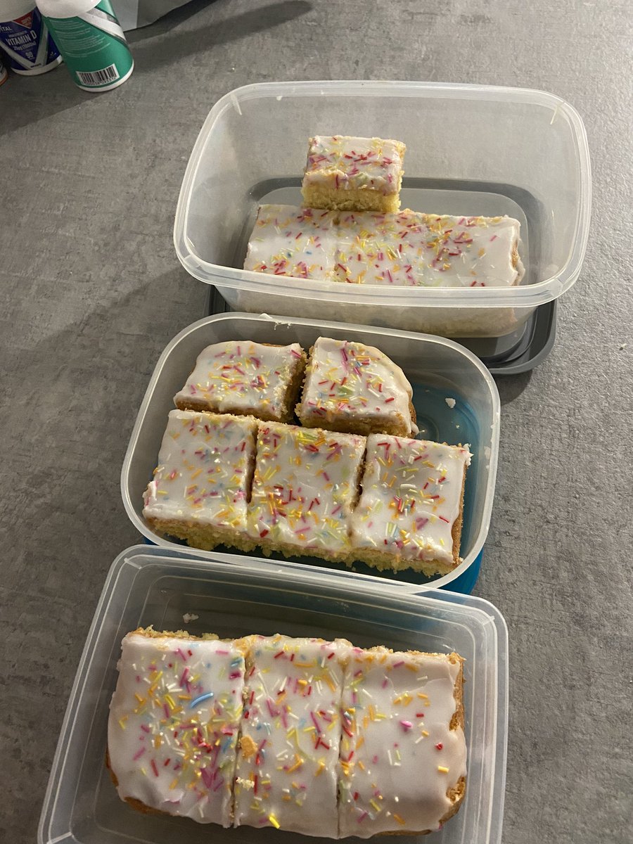 TCSoABusTech's tweet image. Third old school sponge cake this week made for Miss Smith’s higher classes.. can’t make for one and not the others! Last boost before study leave! 🍰