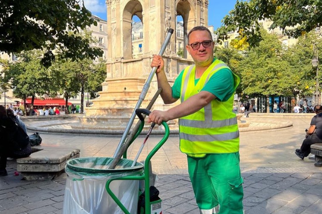 🇫🇷🔥FLASH | Ludovic, l’éboueur et influenceur sur TikTok, portera la flamme olympique lors des JO de #Paris2024.