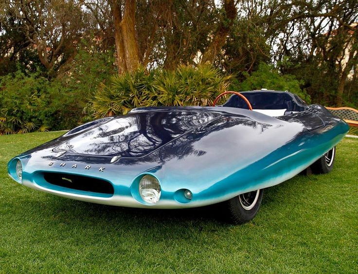 QuirkyRides's tweet image. El #Tiburon (the #Shark) #roadster from the #1960s 🦈
