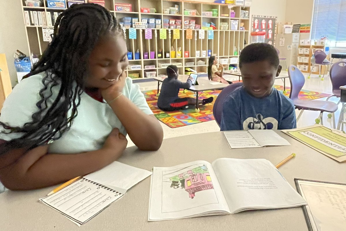 Instilling a love of reading is the key to lifelong learning ❤️ 📖
<a href="/SnipesAcademy/">Snipes Academy</a>