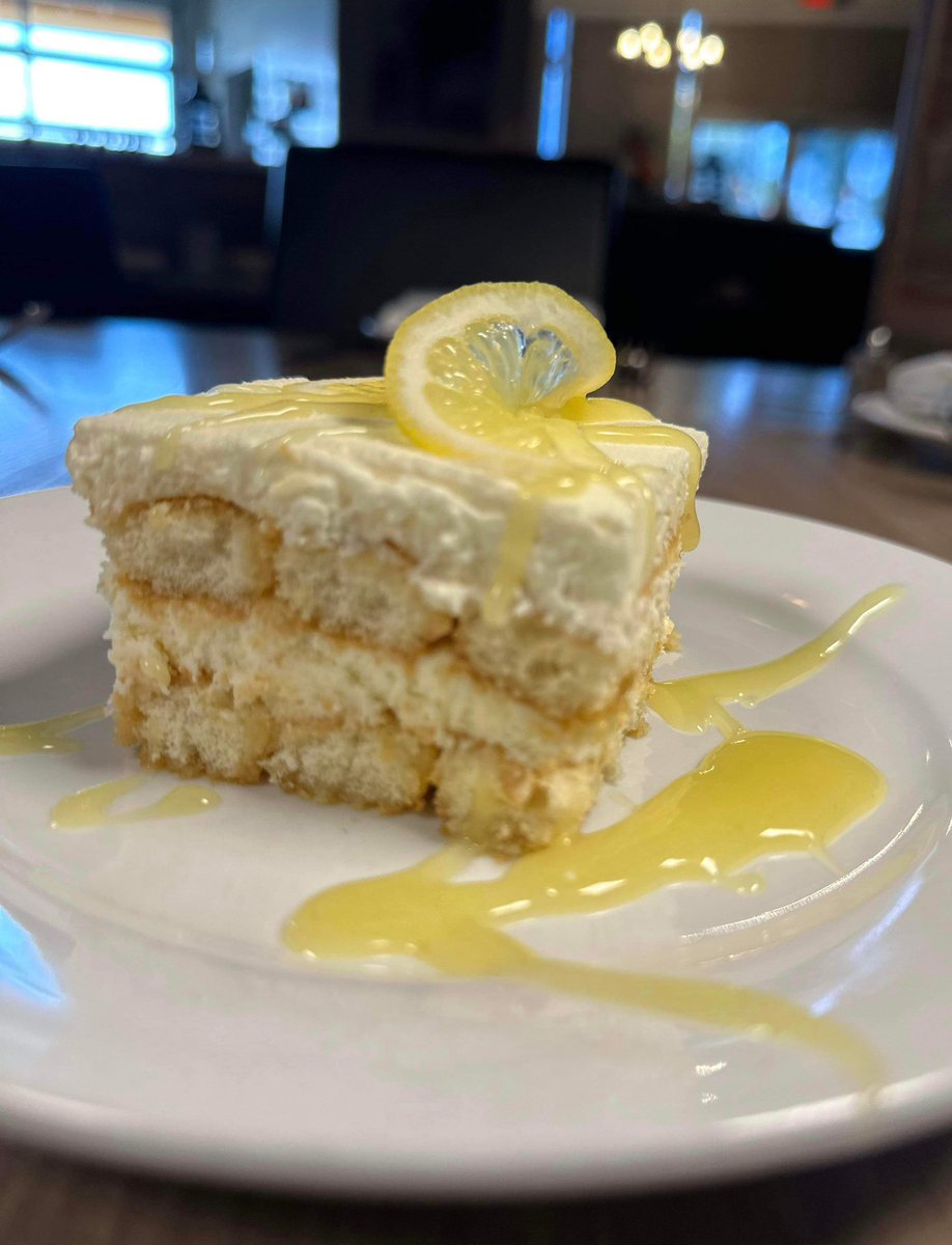 Chefmarkcoakley's tweet photo. Our take on the traditional tiramisu, our Limoncello Tiramisu is amazing and flavorful 👀🔥 #dessert #limoncello #tiramisu #foodie https://t.co/hxTRHUuLKX