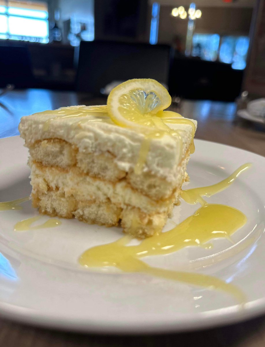 Our take on the traditional tiramisu, our Limoncello Tiramisu is amazing and flavorful 👀🔥 #dessert #limoncello #tiramisu #foodie