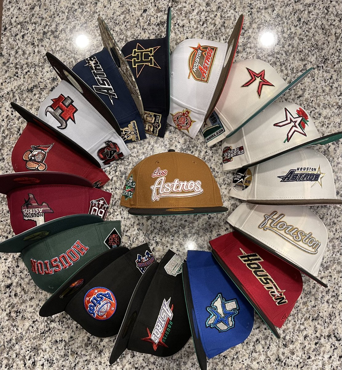 cmgonz02's tweet photo. Didn’t get everything I wanted but I didn’t go empty handed either 🤣 @HatClub #htx24 https://t.co/ytLViHiy1g