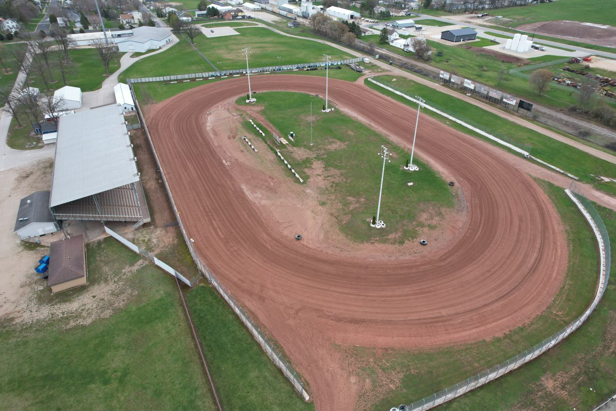 After some early week prep work, Luxy Raceway is looking good!  As long as the weather cooperates, 1st practice of the season is this Friday. The 1st race of the season is April 26th. #visitkewauneecounty #dirttrackracing #dirttrack