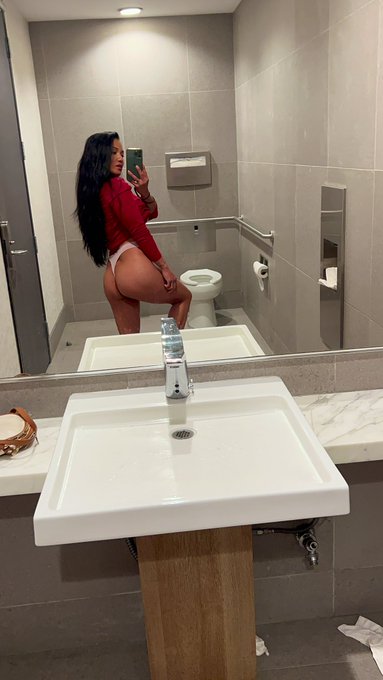 Put a thong on call it conservative https://t.co/UsO5PGO2Li