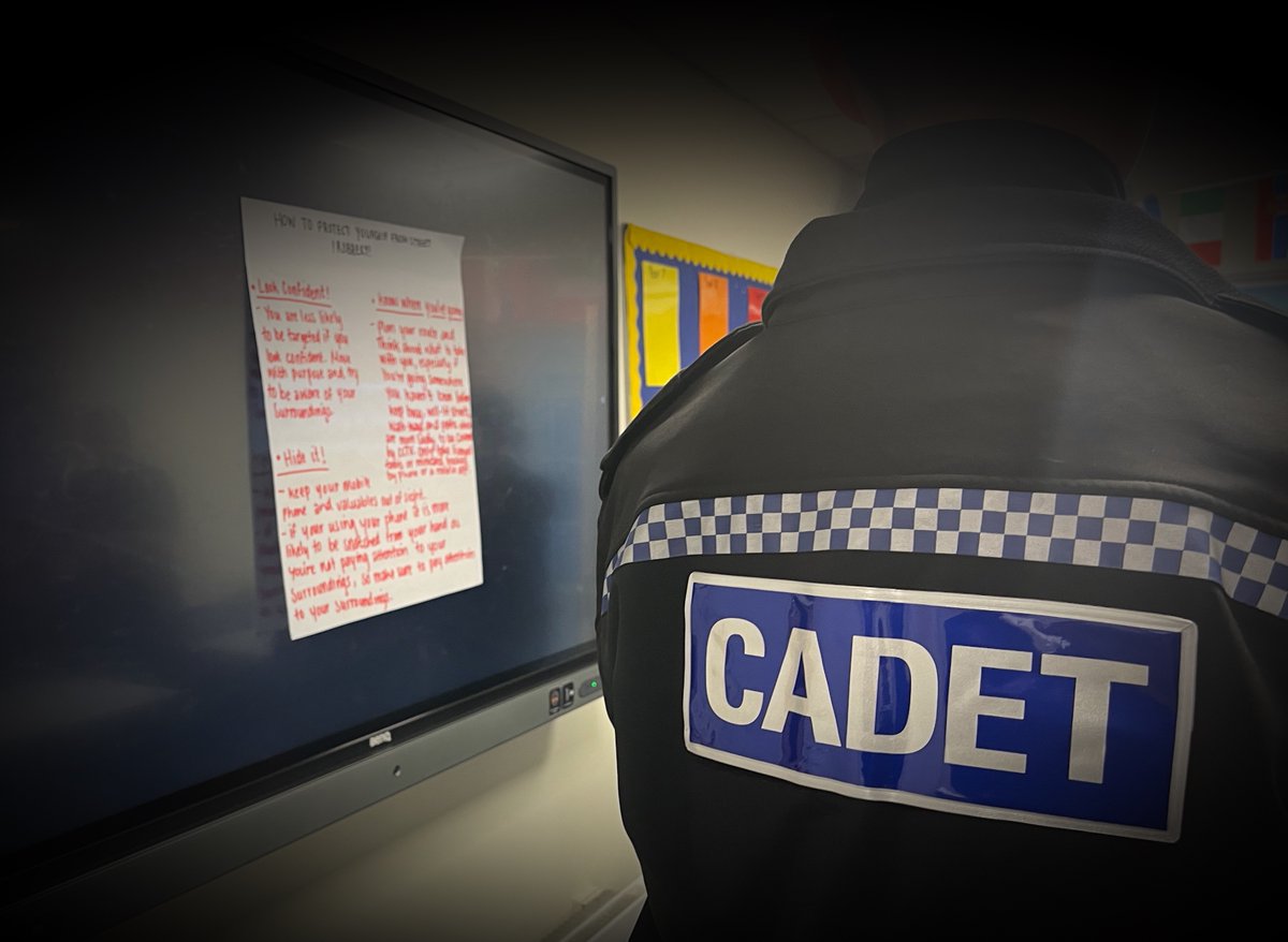 Tonight the @tvp_southbucks cadets were learning about the offence of robbery 

After learning the definition and points to prove the cadets presented back to the rest of the class 🧑‍🏫 

@NationalVPC #PoliceCadets
