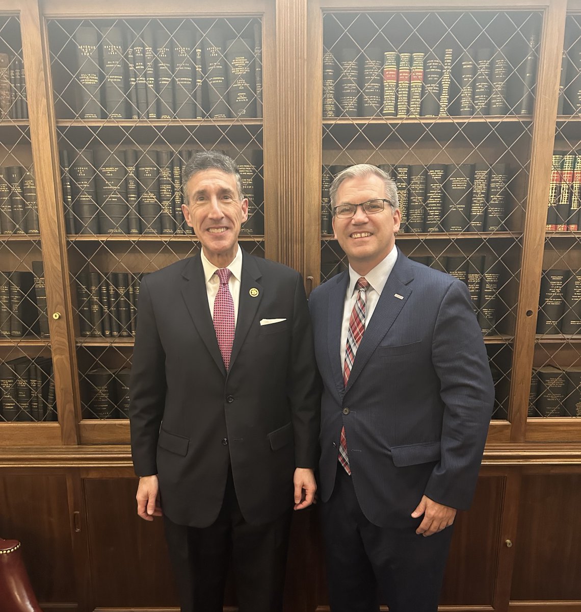 Yesterday, I enjoyed meeting with Jason Bates, the Senior Manager of @Toyota Motor Manufacturing Tennessee. I appreciated hearing about all Toyota does to create jobs and strengthen Madison County’s economy!