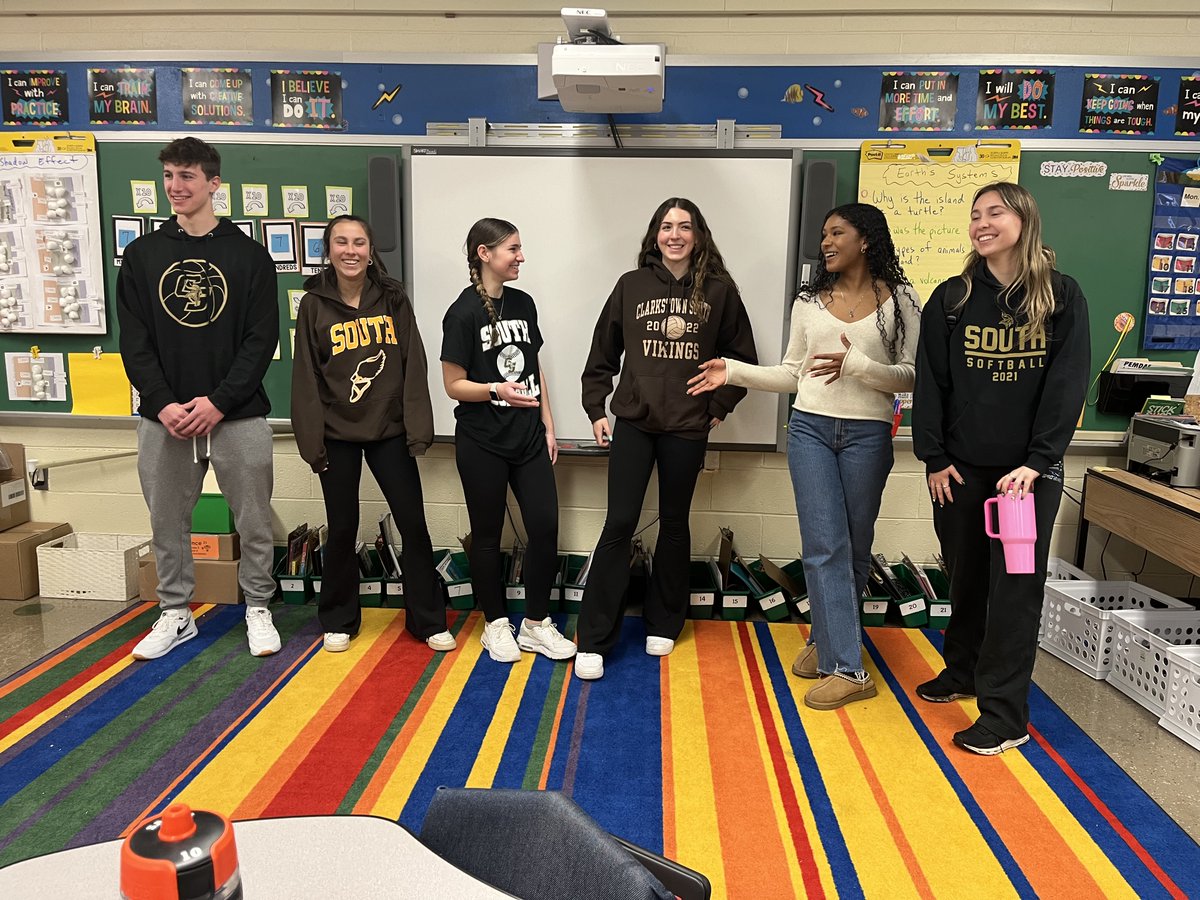 CHSS’s Viking Connection has been busy making the rounds to speak to fifth graders about kindness, good choices, social media and how to prepare for middle school! The volunteer group recently met with students at BD, LP, LK, ST and WN to promote community across #ClarkstownCSD.