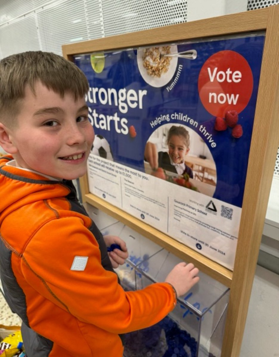 Do you shop in Tesco? Please help us win our bid for funds to pay for our new playground! Put your blue token 🔵 in the box for Gourock Primary! @gps_PC Ask for token(s) at the till 👍🏽 Easy!!