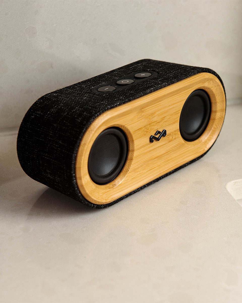 Small in size, big on sound. #HouseofMarley #GetTogether2Mini bit.ly/get-together-2…