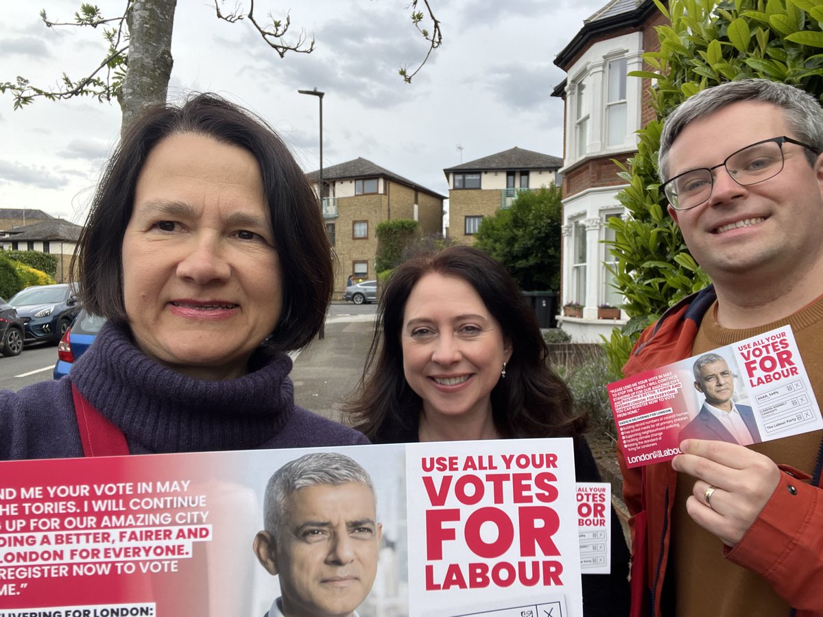 On #CrouchEnd Labour doorstep tonight strong support for @SadiqKhan and @JoanneMcCartney's record cleaning up London’s polluted air & building more council housing. Use all 3 votes for @UKLabour on 2nd May for a fairer, greener London 🌹🌹🌹