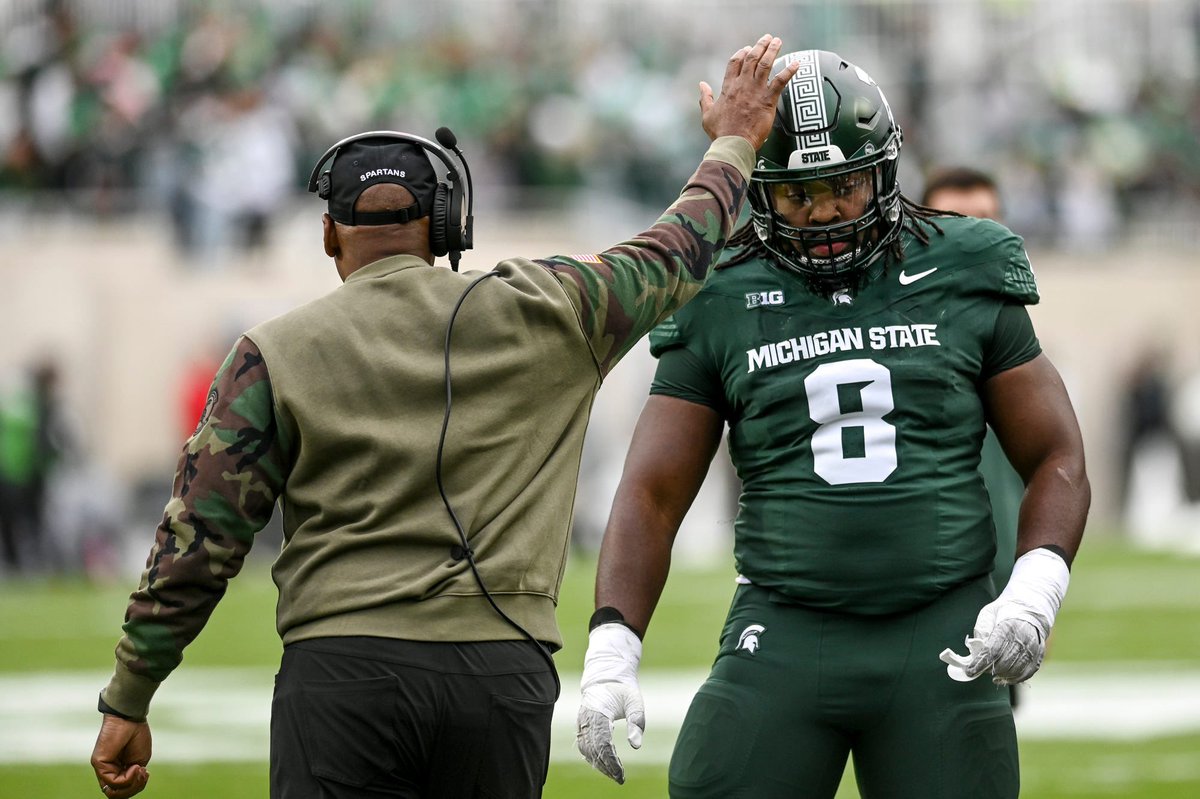 Source: #LSU is in contact with Michigan State defensive lineman Simeon Barrow Jr.

The No. 1 DL in the Transfer Portal entered Thursday with the Tigers getting in the mix early.

Barrow’s numbers in four years with the Spartans:
110 tackles
18.5 TFL
10.5 sacks

Huge target.