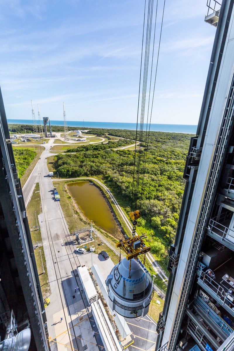 #Starliner then trekked by the Merritt Island National Wildlife beach and arrived at @ulalaunch’s Vertical Integration Facility. Here, teams integrated Starliner to the #AtlasV rocket that will launch the spacecraft and its first crew to orbit on their way to @Space_Station.