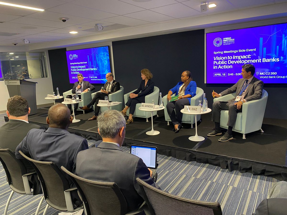 In the side event #VisionToImpact: #PDBs in Action we discussed with @RiouxRemy, @Ksayinzoga, @SabineMauderer and Pablo Saavedra, the pivotal role of #PublicBanking in driving economic growth and mobilizing private capital for climate. #WBMeetings @WorldBank 🧵👇
