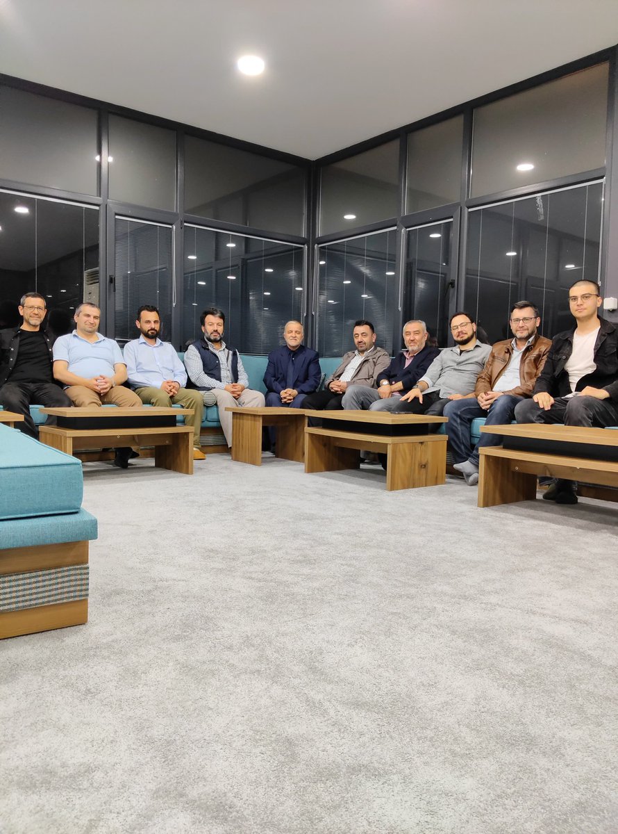 ulu_bilder's tweet photo. Bilder Yönetim Kurulu Toplantısı Yapıldı.
Yönetim kurulu başkanımız Durmuş Ayvaz başkanlığında 17 Nisan 2024 Çarşamba günü yönetim kurulu toplantımızda gündem maddeleri görüşülerek karara bağlandı. https://t.co/vyQMm1wqlr