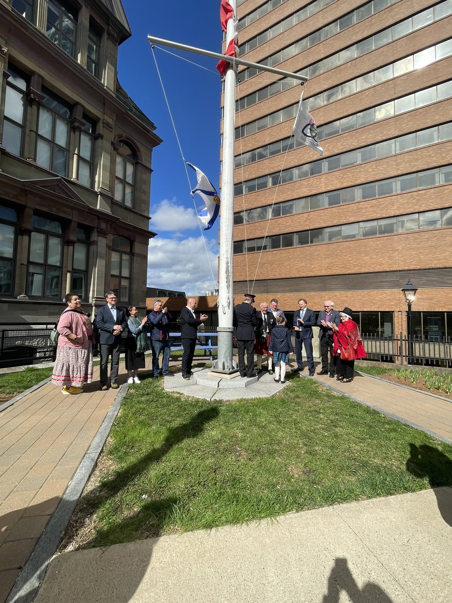 From April 17-21 the Halifax Celtic Cultural Festival runs in HRM. Today we raised the flag in Grande Parade and read the proclamation, inviting all to learn about and enjoy the Celtic Culture.