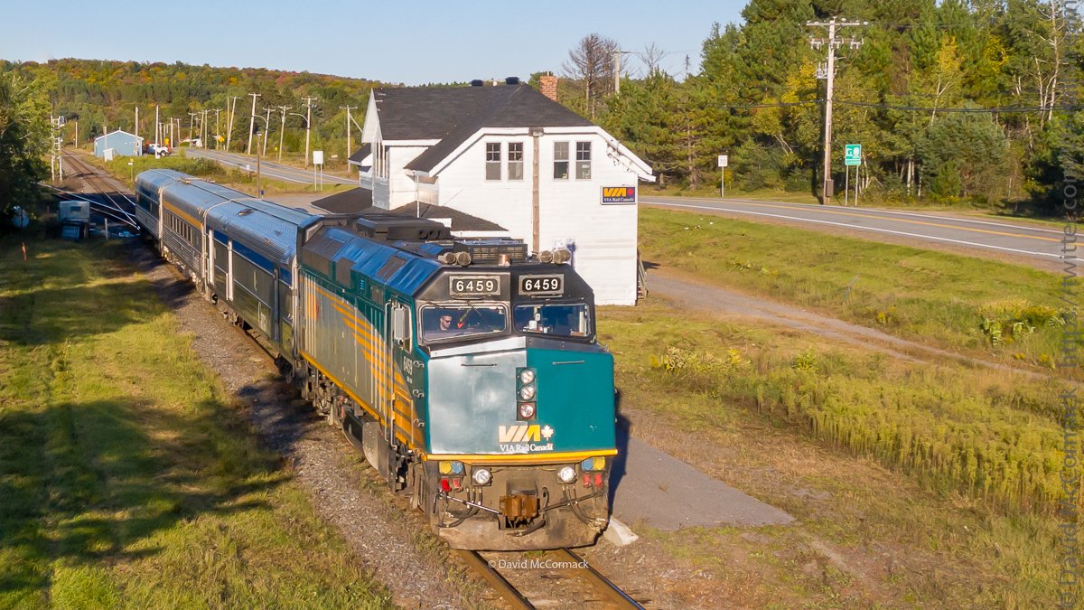 🔢 #VIA602 / 🚂 #VIA6459 / 🛤 VIA Hervey Station / 📆 2020-09-20 / #VIARail