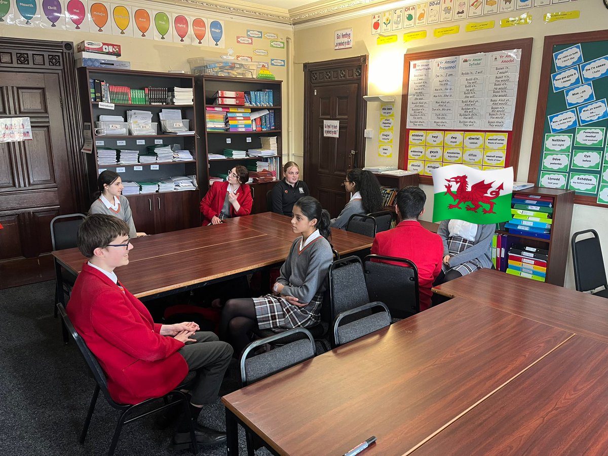 Mrs Emms tweet media