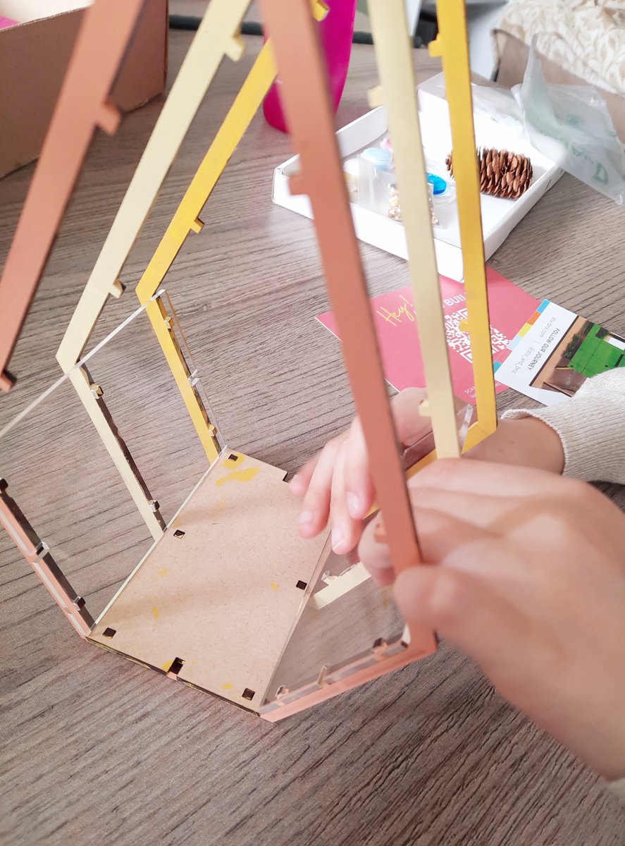 Seadbeady's Fashion and Lifestyle Blog: Where To Find Eco-Friendly Kids Toys - Presently Goods - Bird House Kit - Review seadbeady.blogspot.com/2024/04/where-… #Lifestyle @LifestyleBlogzz #TeamBlogger @BloggersHut #BloggersHutRT #Blogger #Fashion #BBlogRT #Beauty